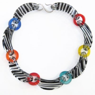 SGN-15 Humbug Grass Striped Chain 19" - Sue Gregor