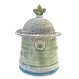 1750C Lidded Pot – Sarah Heywood