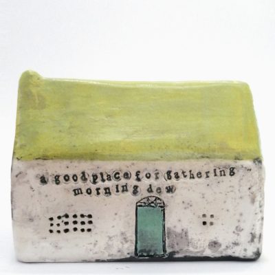 2108C A Good Place for Gathering Morning Dew - Amanda Banham