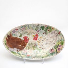5446C Two Excited Hens – Shallow Dish – Amelia Tuttiett