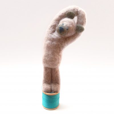 5584C Side Stretch Bear - Sue Clements